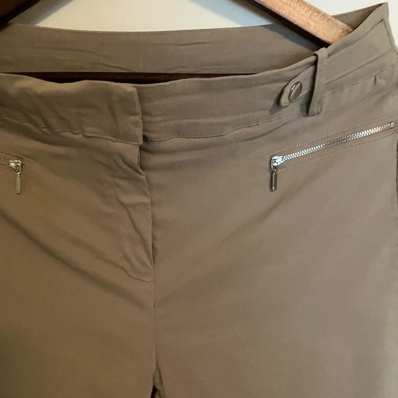 Brian Bailey Pants - Picture 5 of 7